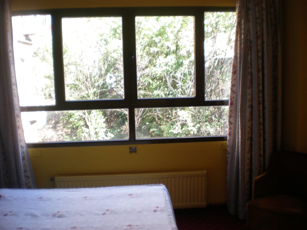 Double Room (2 Single Beds,Interior Patio View)