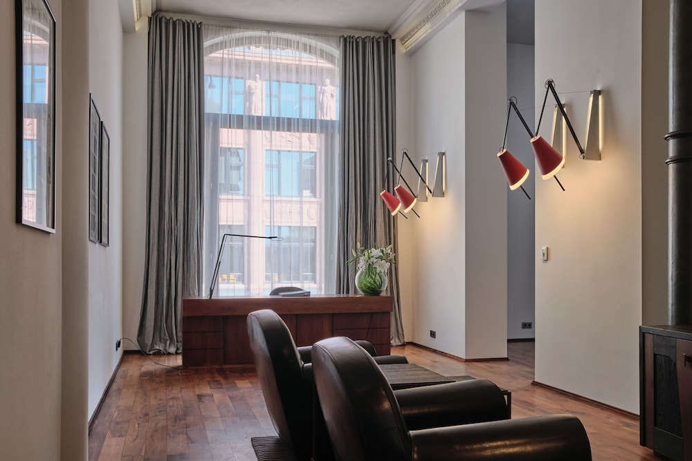 Presidential Room