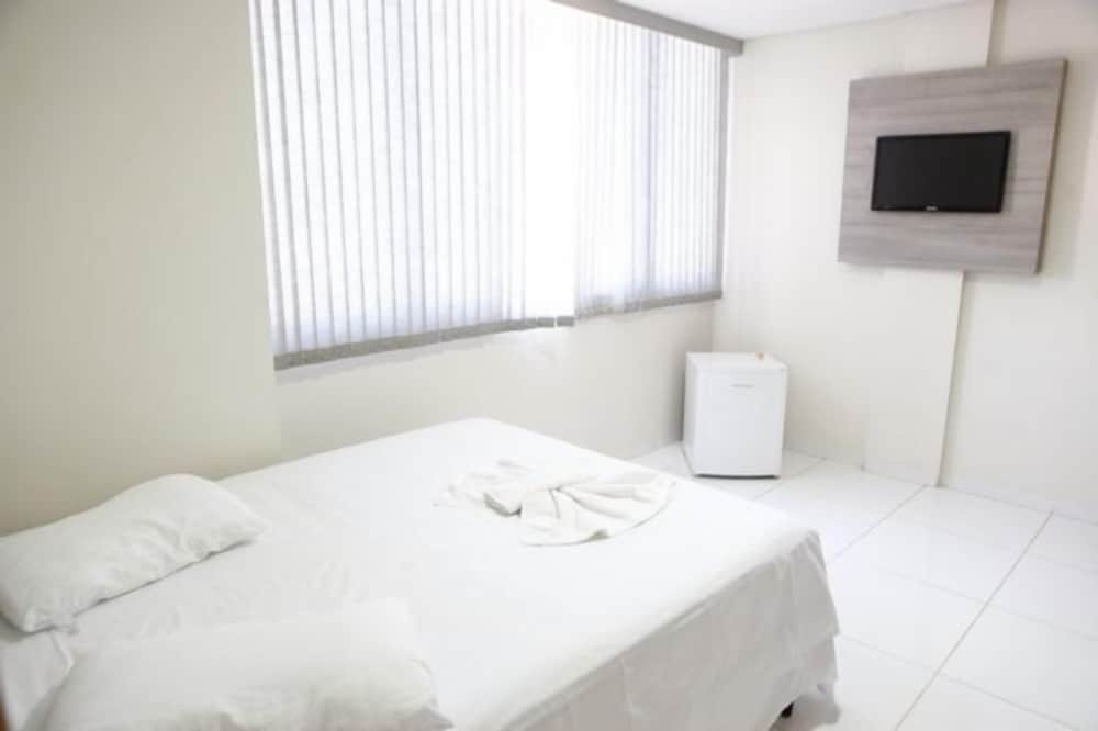 Deluxe Double Room Single Use