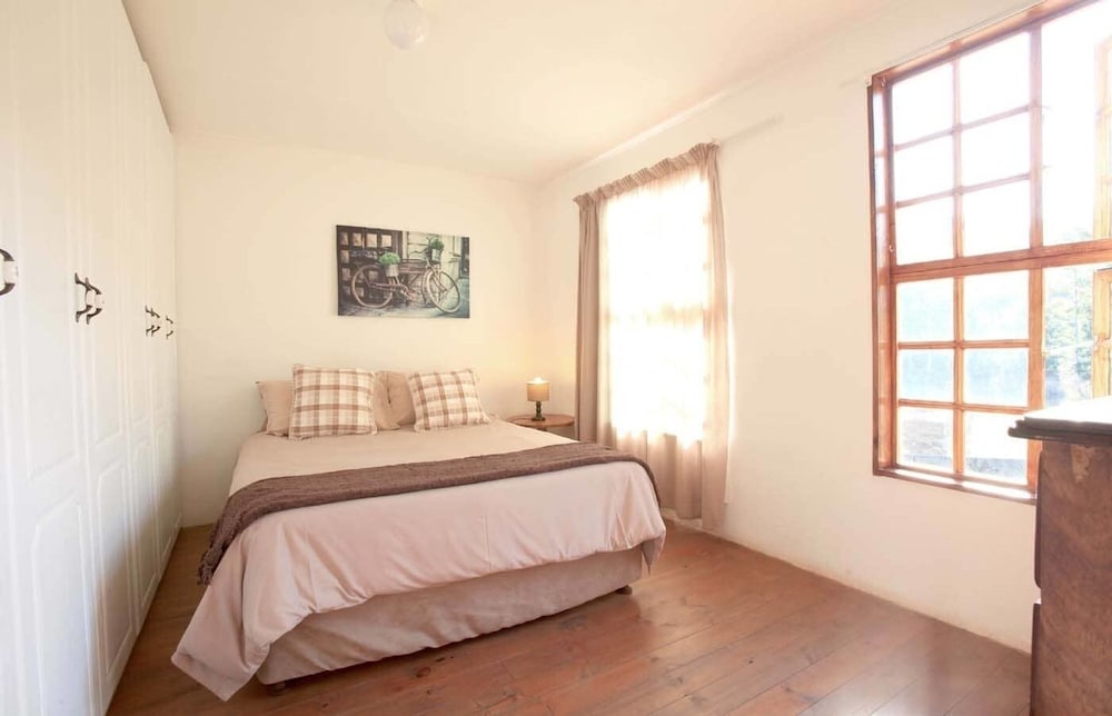 Log Cabin Lodge photo 1