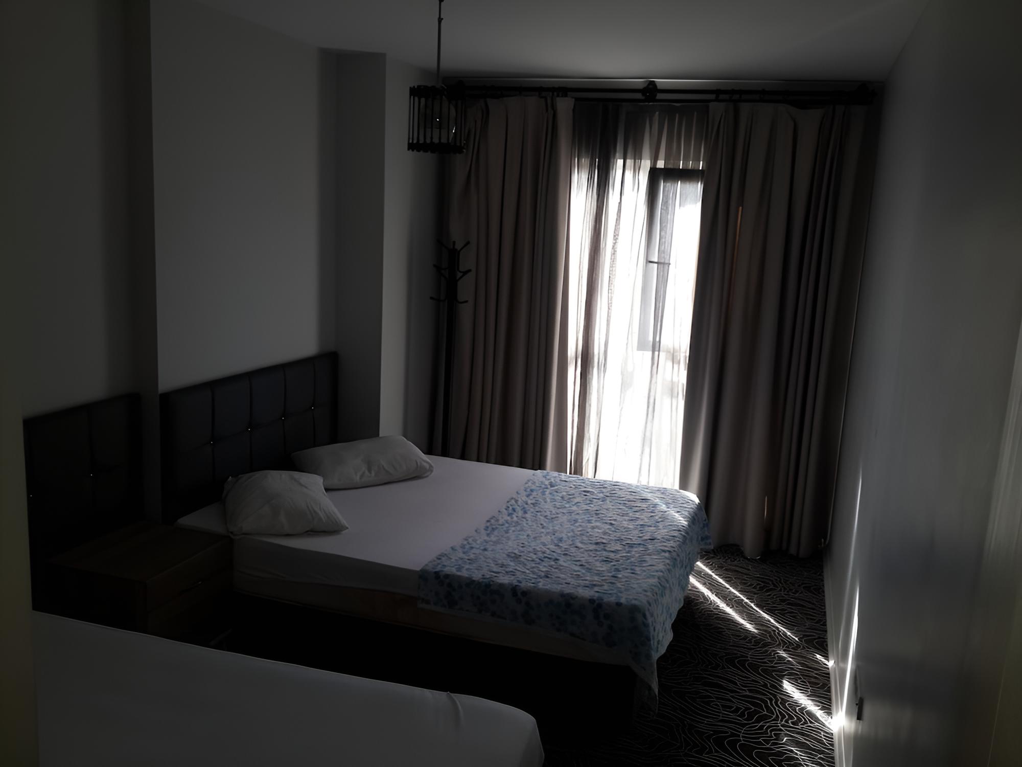 Business Suite, 1 Bedroom, Accessible, Smoking photo 2