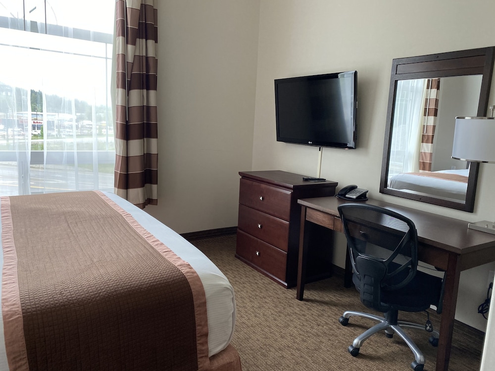 Suite, 1 King Bed, Non Smoking, Jetted Tub - Photo 8