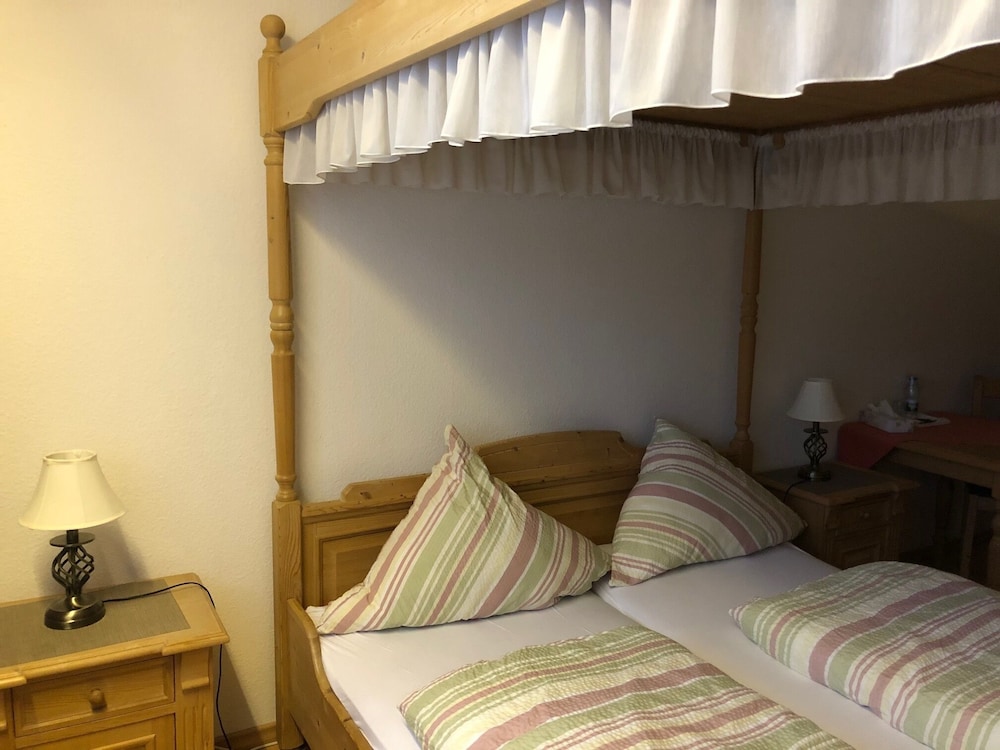 Double Room, Shared Bathroom photo 1