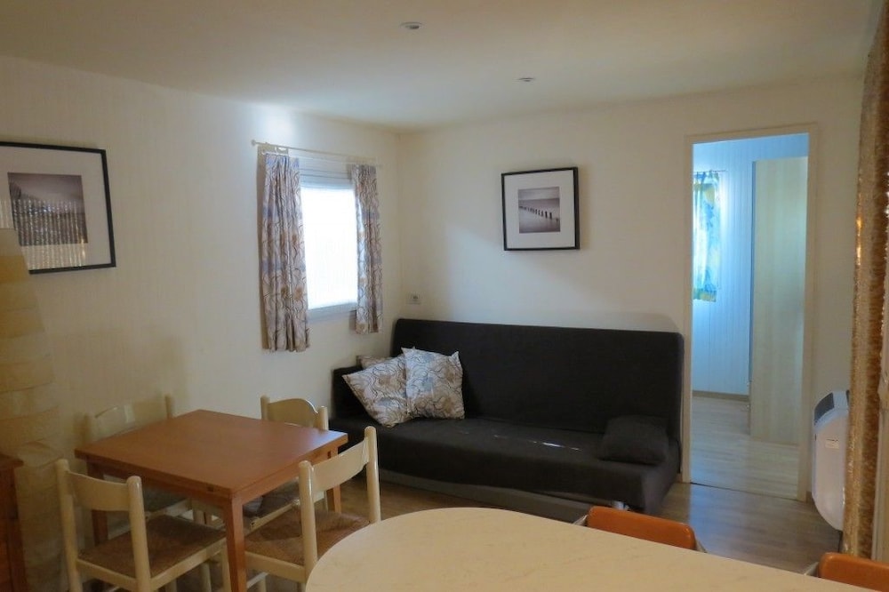 Bungalow, 2 Bedrooms photo 1