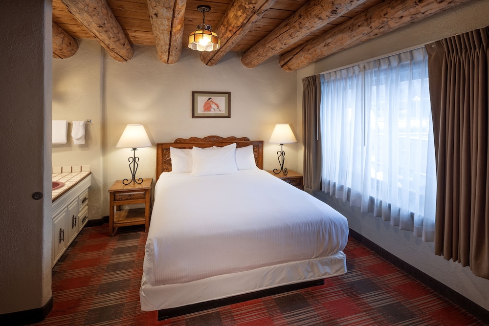 Suite, 2 Queen Beds (Junior Suite) - Photo 5