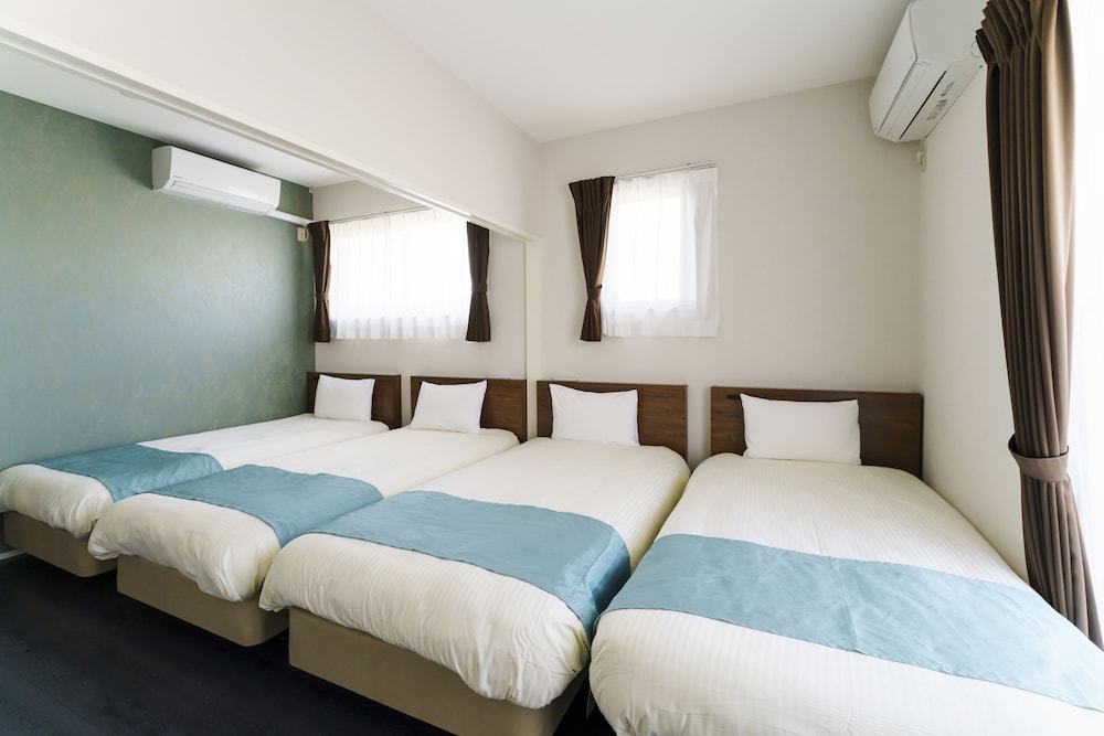 Deluxe Family Suite, Non Smoking - Photo 4