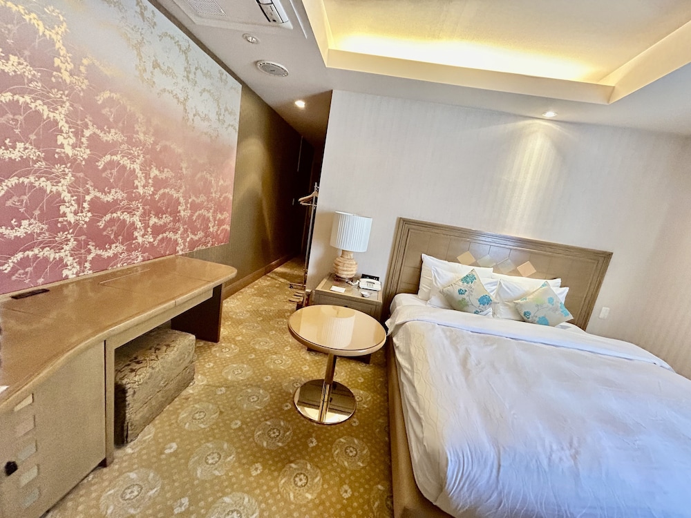 Queen Double Room photo 2