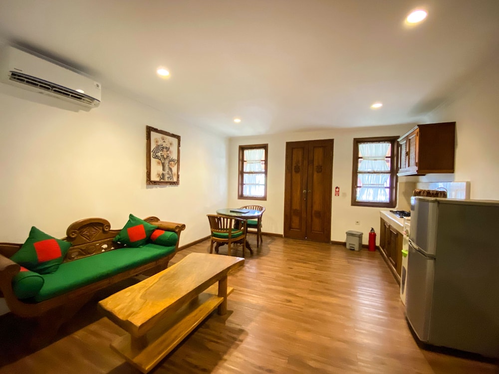 Suite, 1 Bedroom - Photo 8