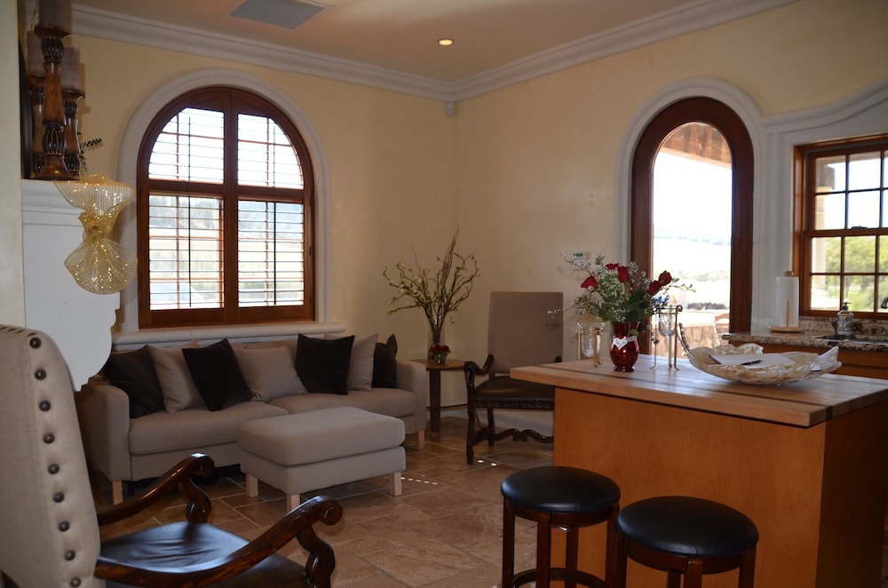 Comfort Suite photo 3