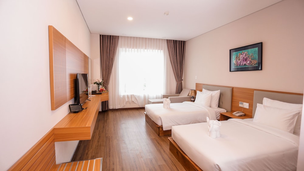 Deluxe Double or Twin Room - Photo 1