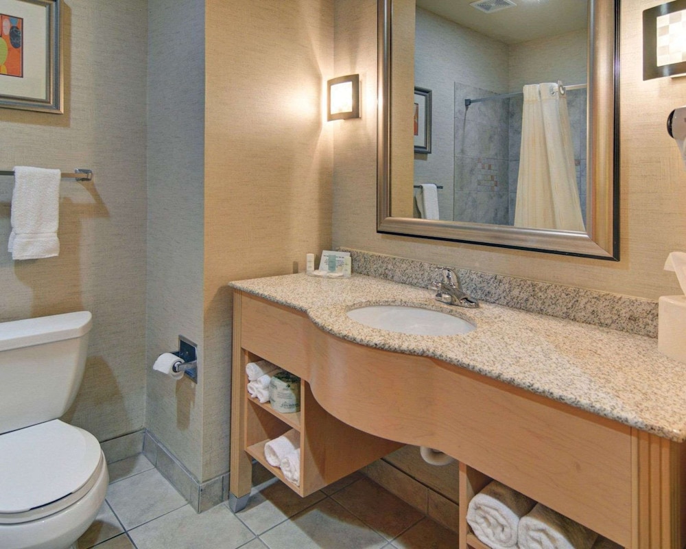 Suite, Multiple Beds, Accessible, Non Smoking - Photo 2