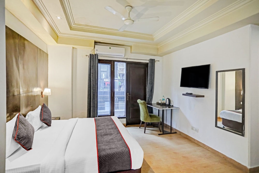Deluxe Double or Twin Room, Balcony, City View - Photo 17