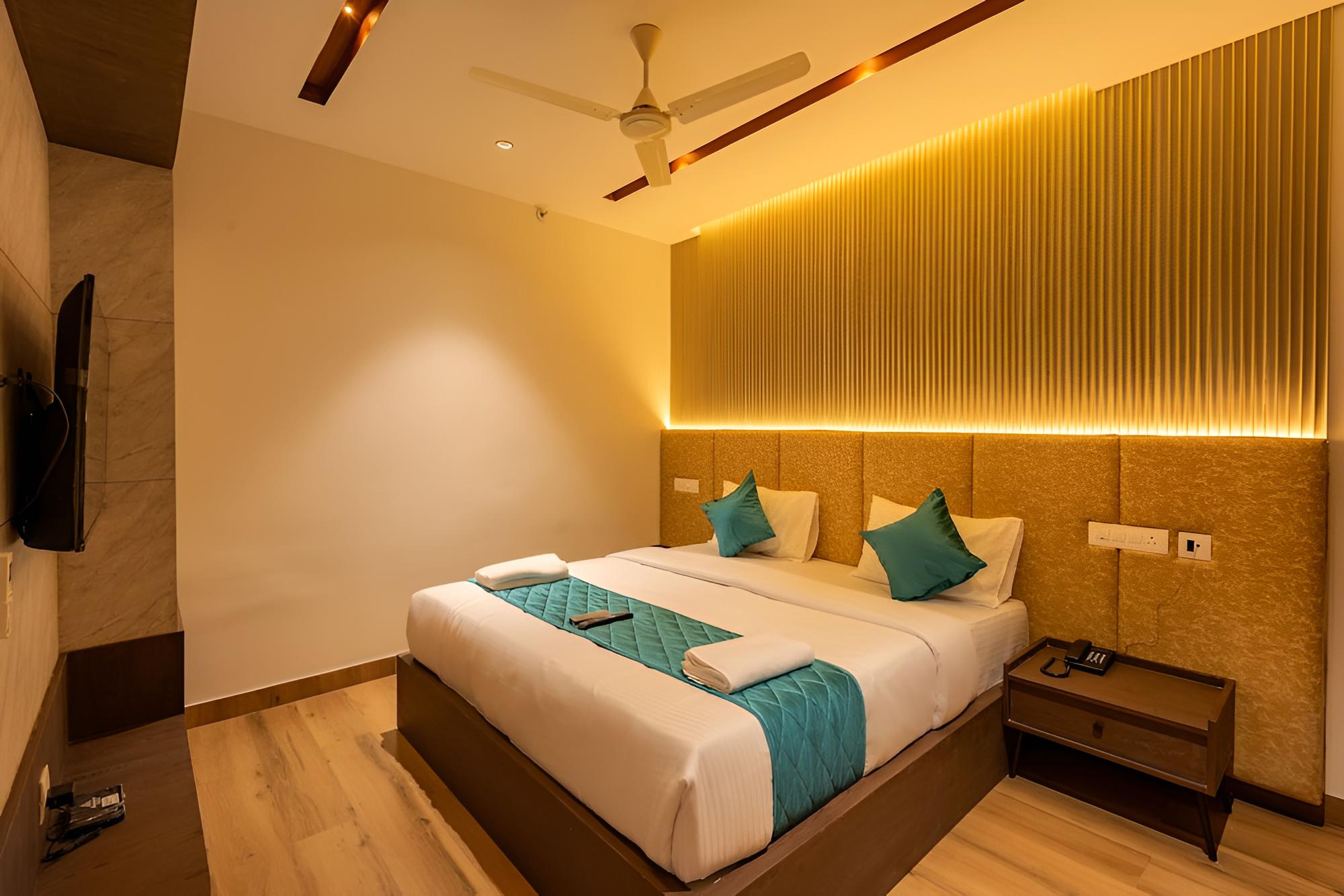 Premium Studio Suite photo 2