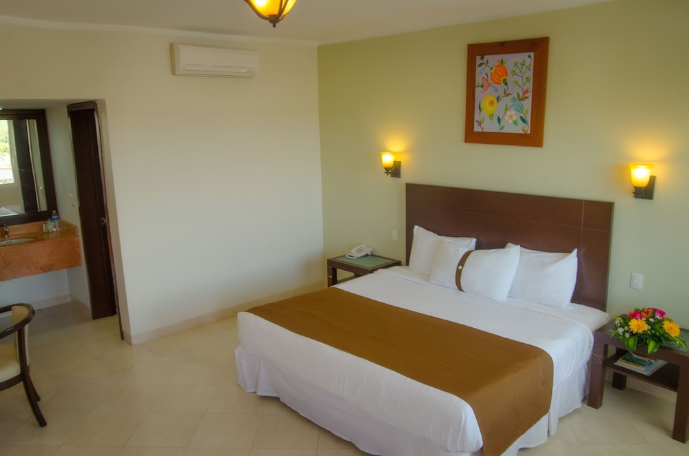 Deluxe Double Room, 2 Queen Beds, Garden View photo 2