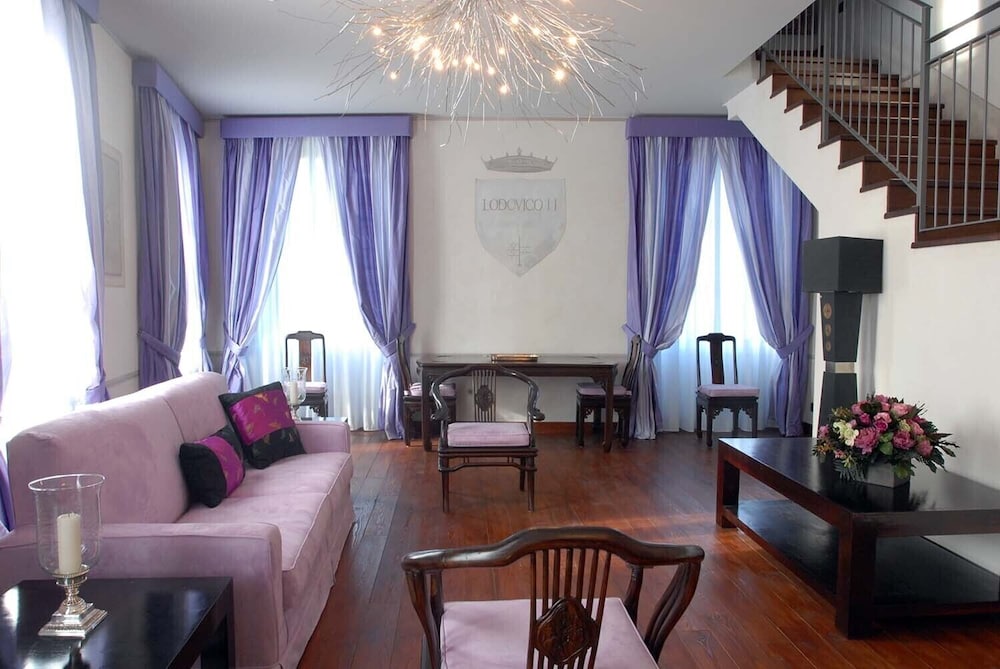 Luxury Condo photo 1