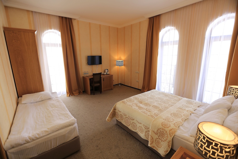 Standard Triple Room photo 1