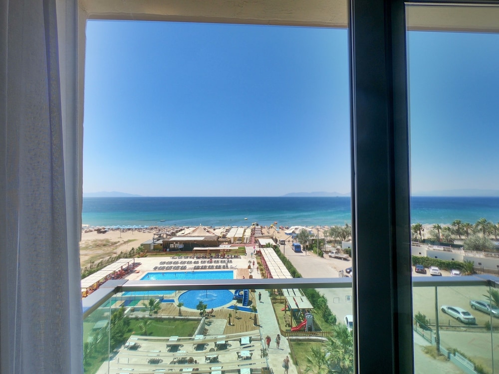 Standard Double Room, Sea View photo 2