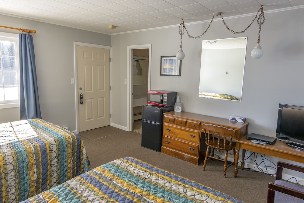 Standard Room, 2 Double Beds, Non Smoking