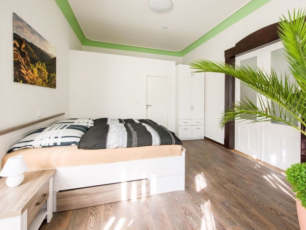 Apartment photo 1