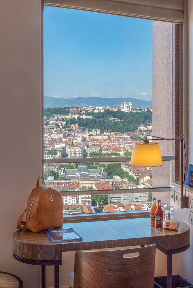 Premium Room (Panoramic View) - Photo 8