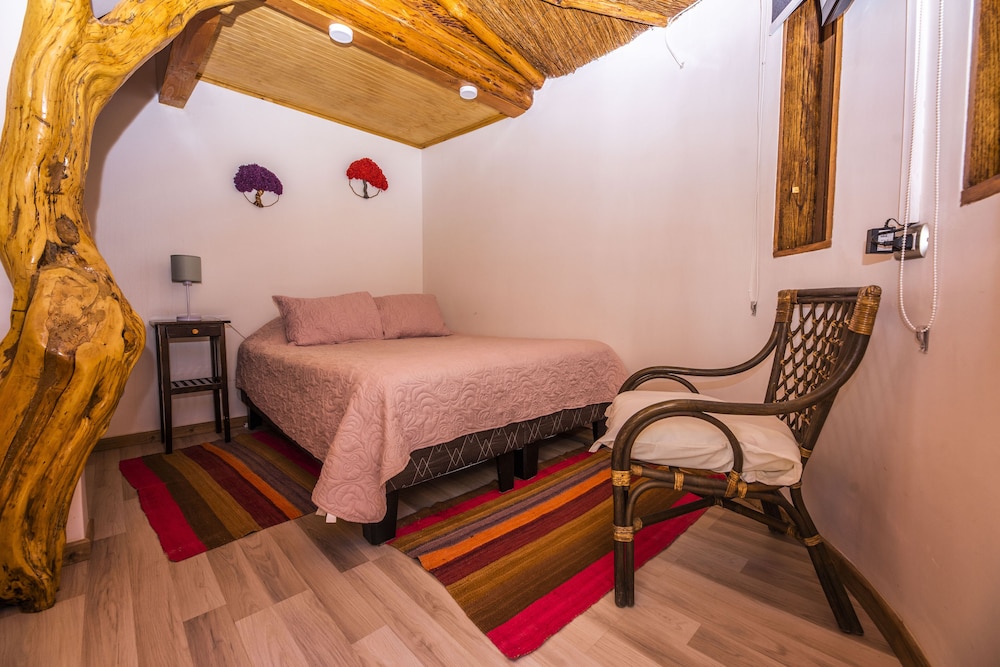 Standard Room, 1 Queen Bed, Ensuite
