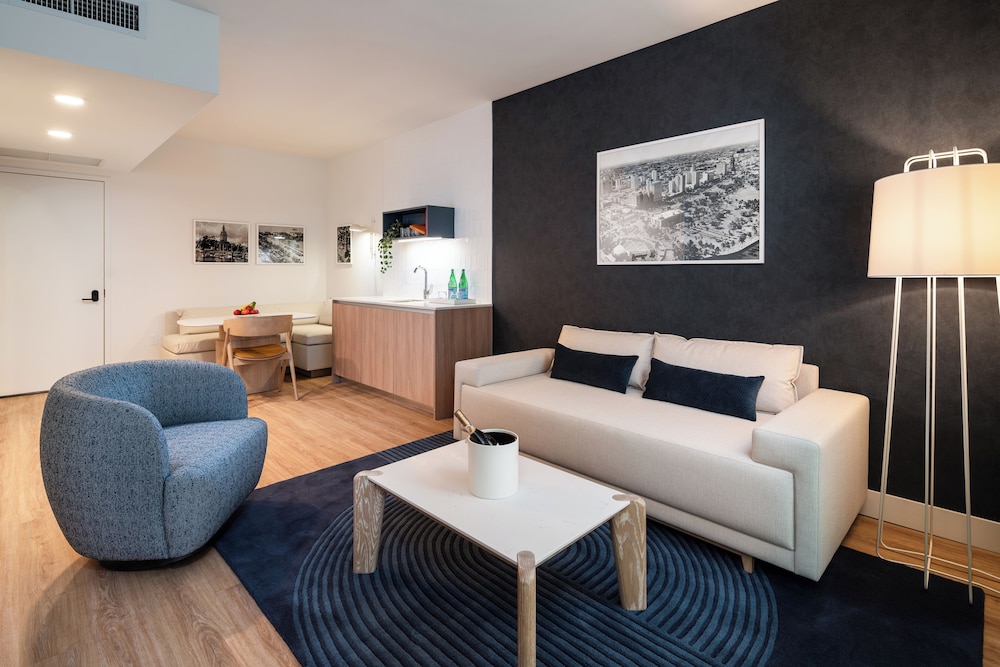 Cityview Two Bedroom Residence with Three Beds, Kitchen & Balcony