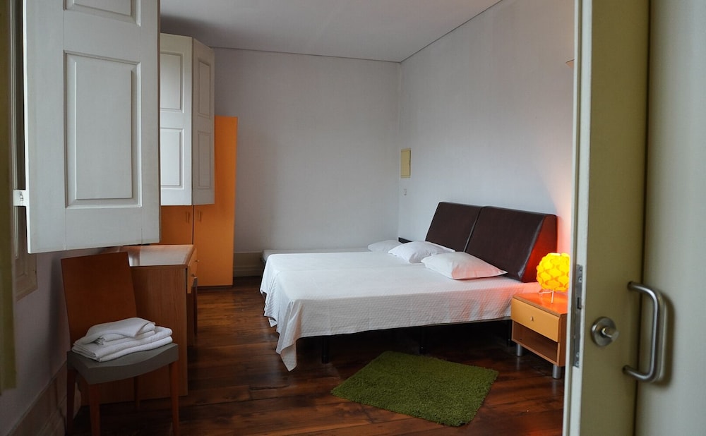 Twin Room, Accessible photo 1