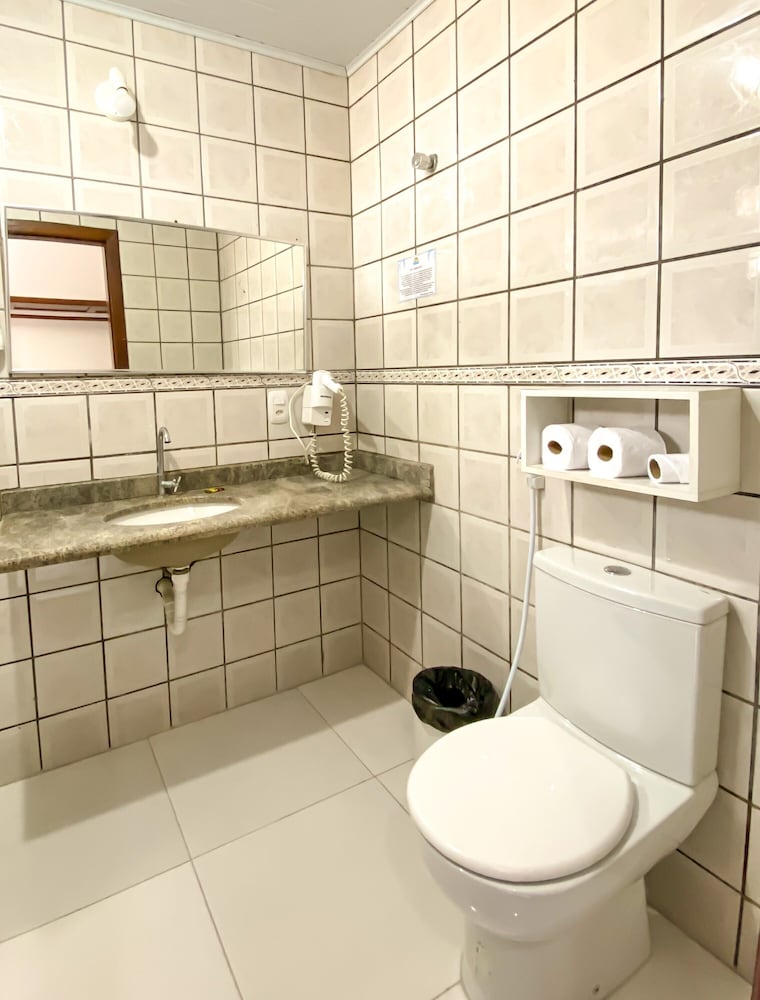 Standard Double Room - Photo 3