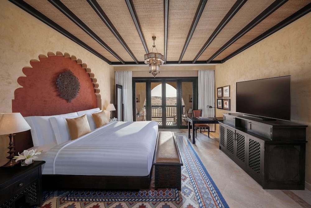 Deluxe Room, Balcony