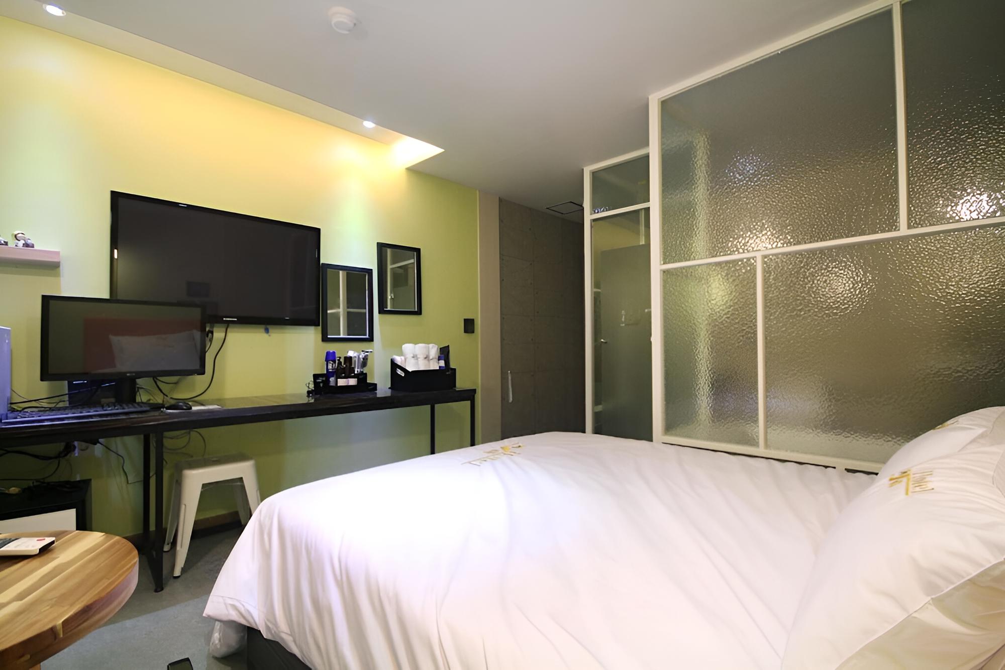 Room (Semi-Special Room) - Photo 6