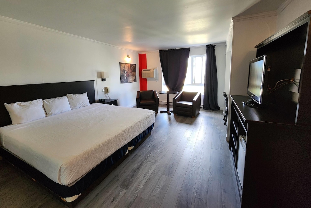Superior Suite, 1 King Bed, Non Smoking