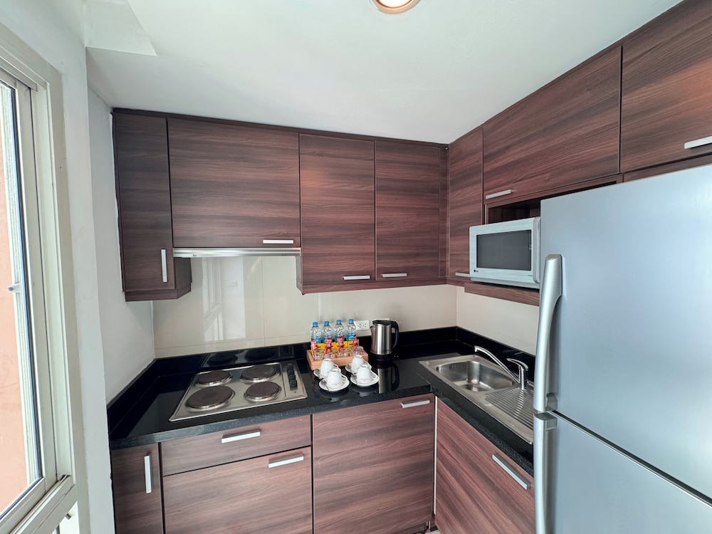 2-Bedroom Family Suite photo 3