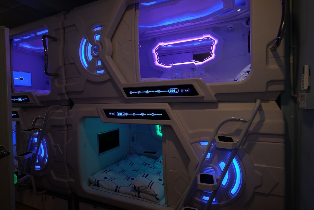Upper Single Capsule Budget