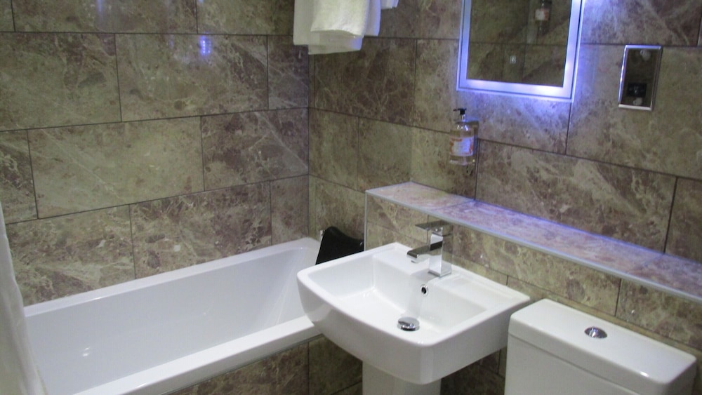 Deluxe Suite, Ensuite (.) photo 3