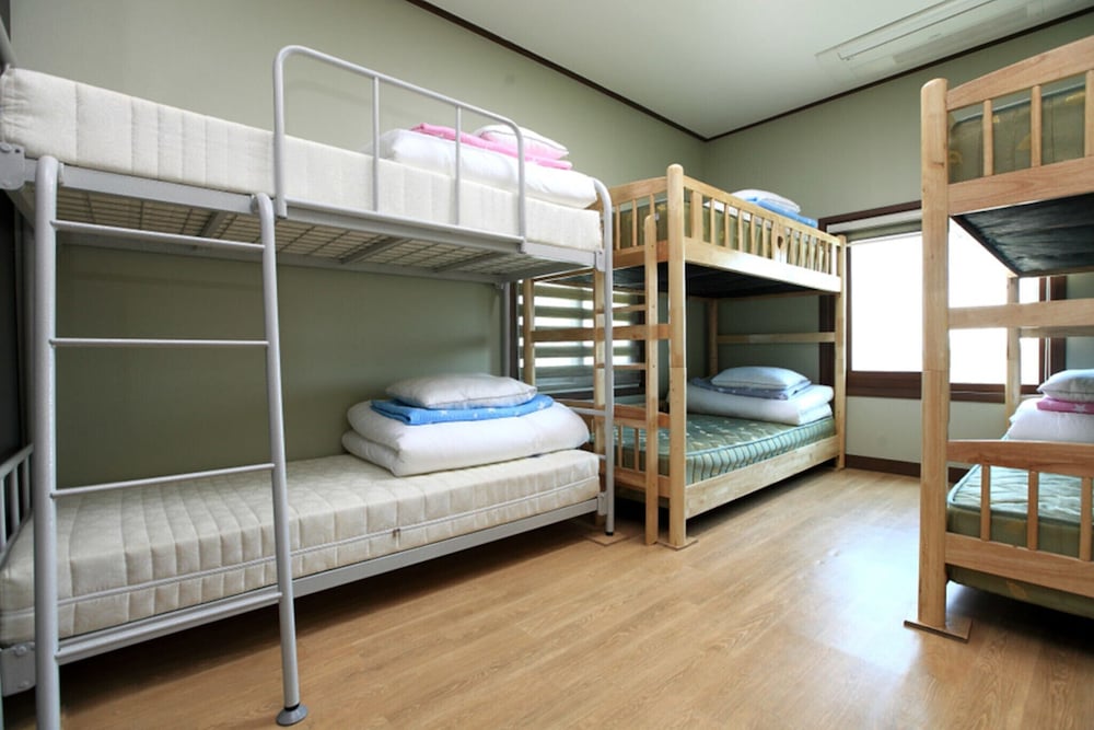 Room (6 Male Dorm)
