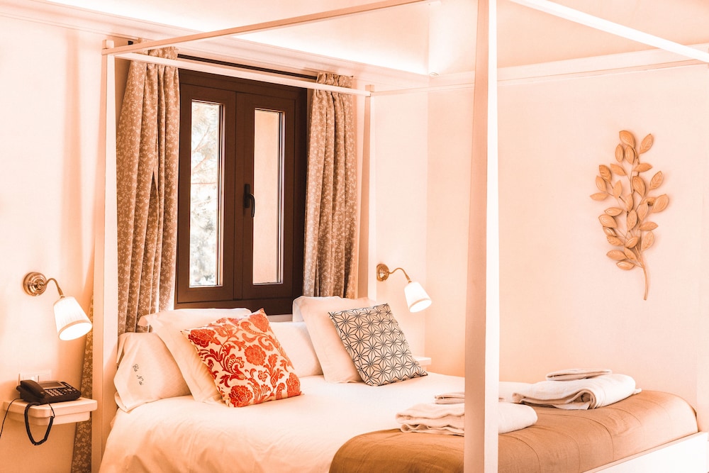 Junior Suite, Terrace, Mountain View (Premium - Single Use)