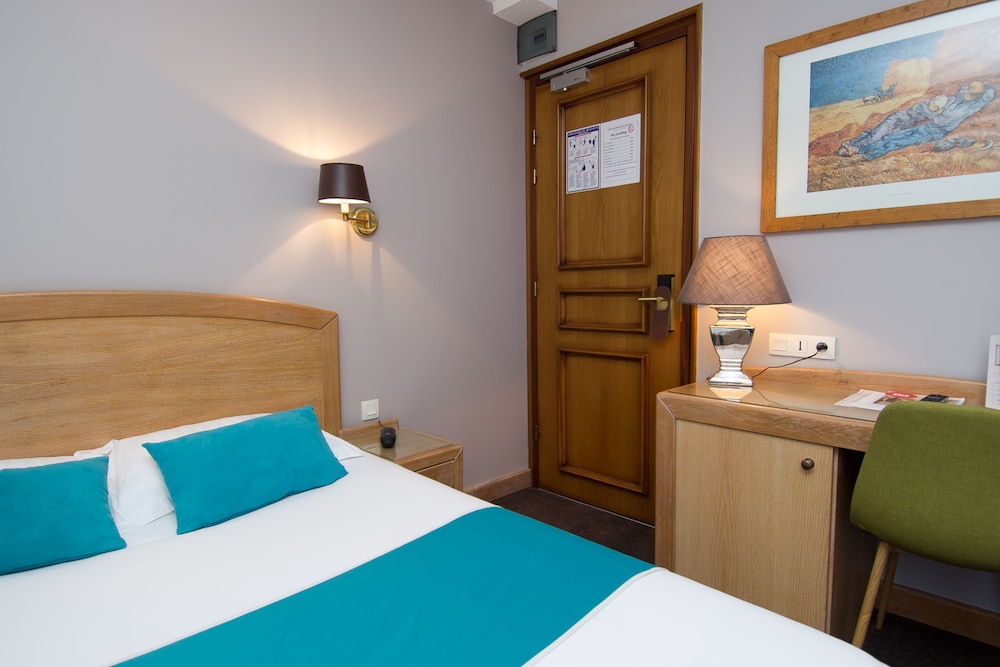 Standard Double Room photo 3