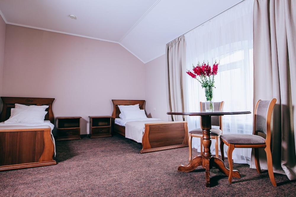 Standard Twin Room photo 1