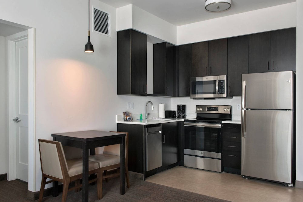 Suite, 1 Bedroom photo 3
