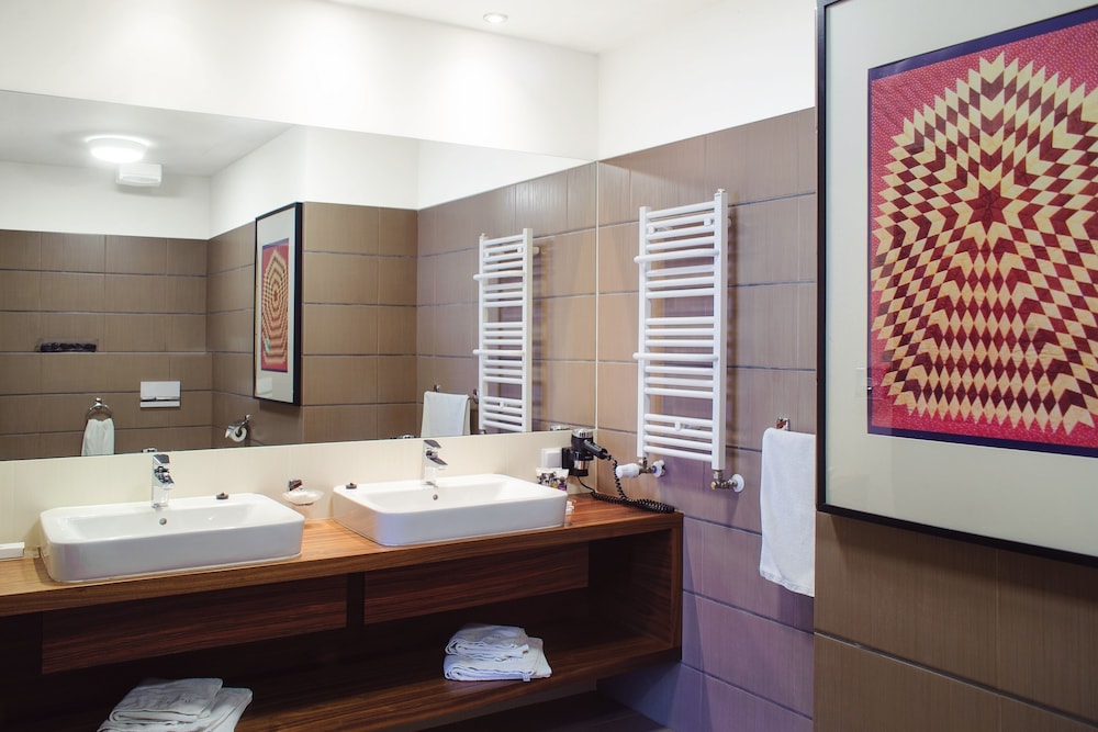 Presidential Studio Suite (201) photo 3