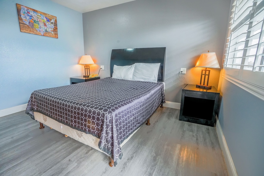 Room, 1 Queen Bed, Non Smoking photo 1