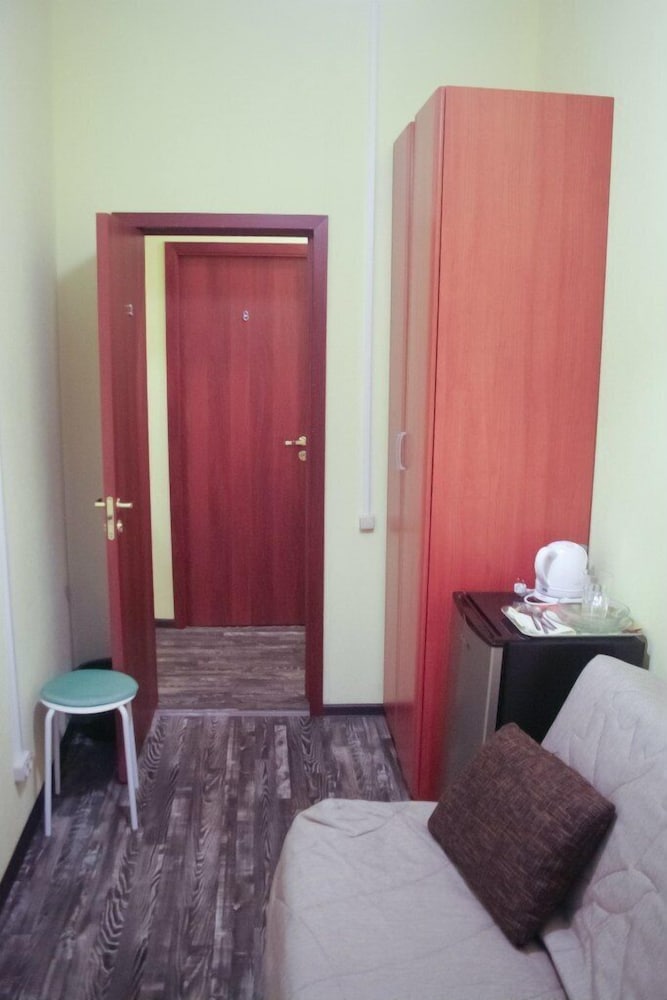 Standard Single Room, Shared Bathroom