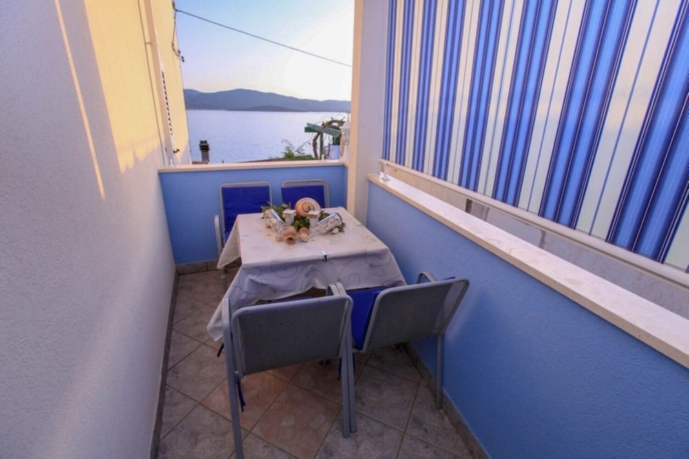 Apartment (Drago - with sea view - A4(2+2))