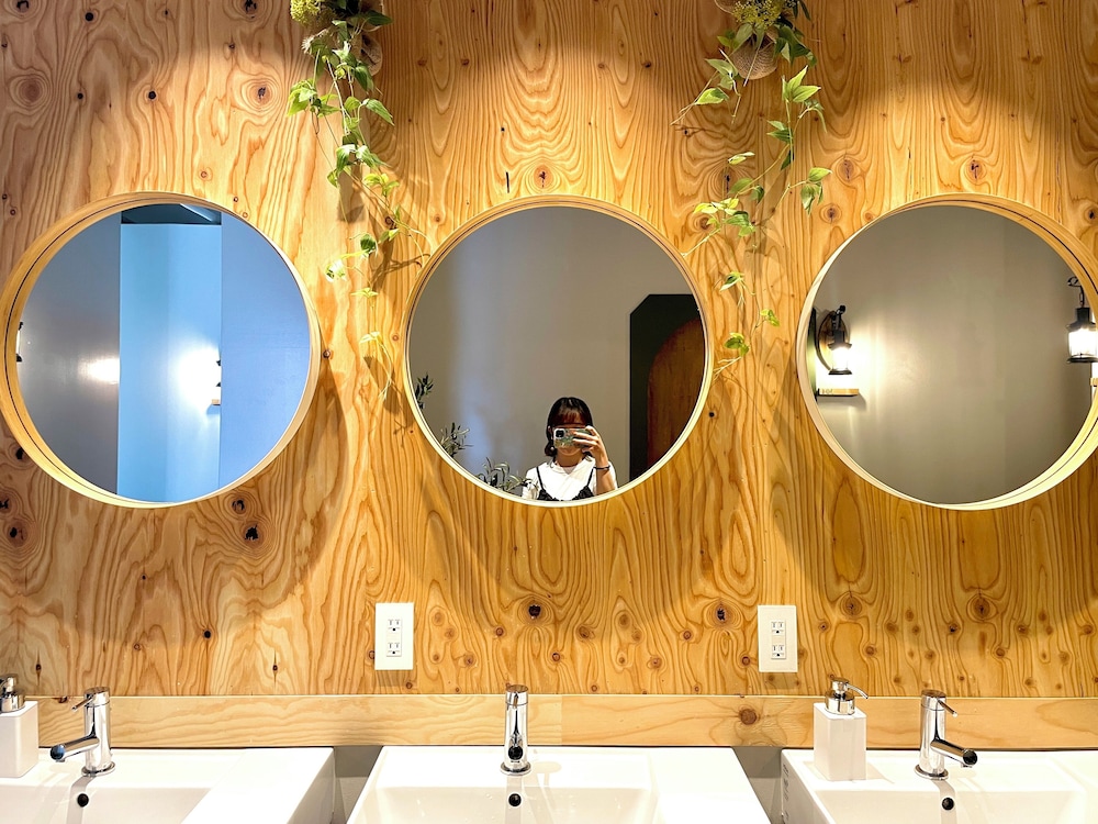 Shared Dormitory Shared Shower Room photo 2