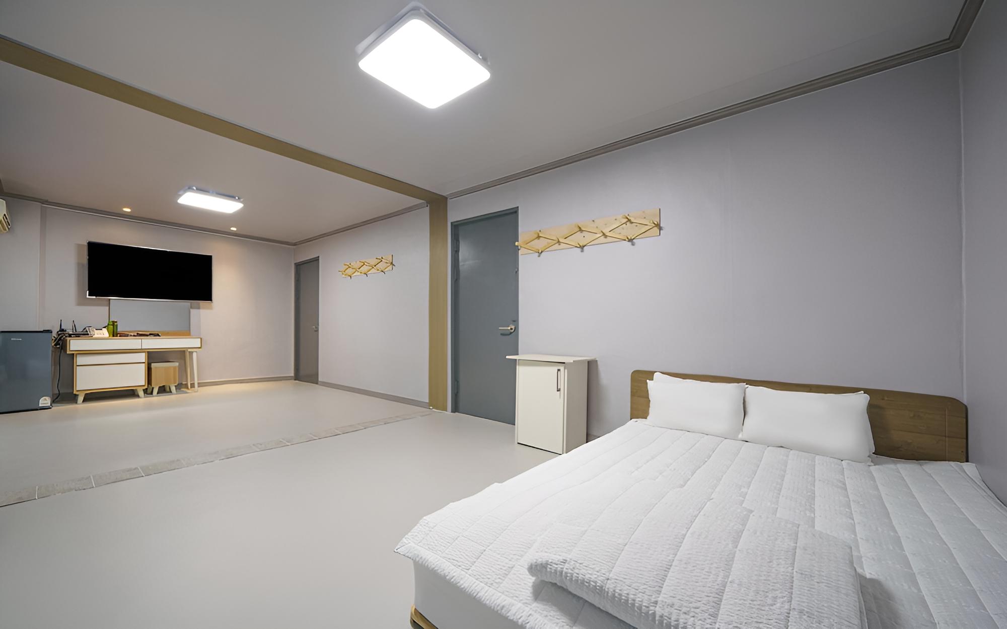 Room (Ondol stand)