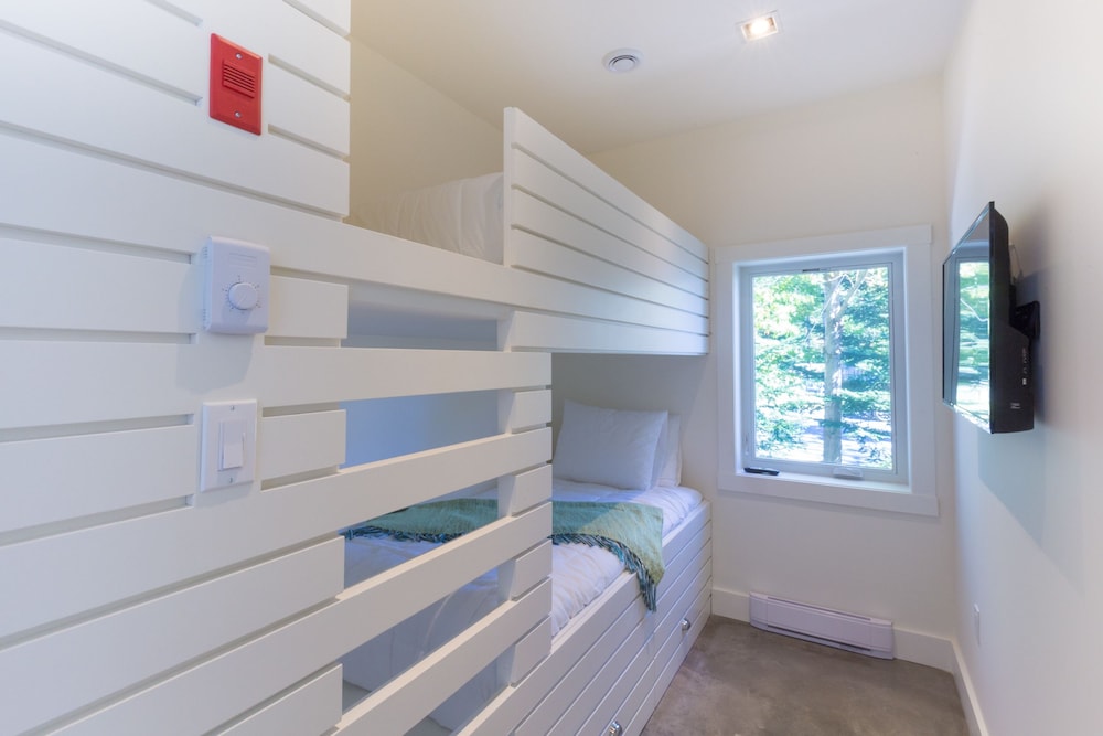 Loft, 2 Bedrooms, Not Ocean Front