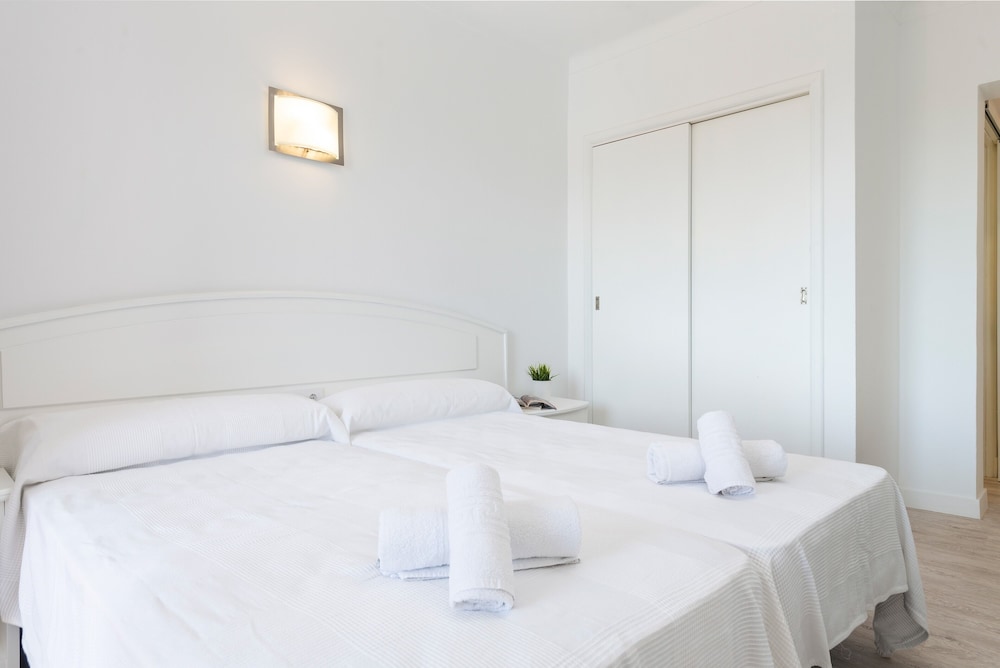 Double Room - Photo 18