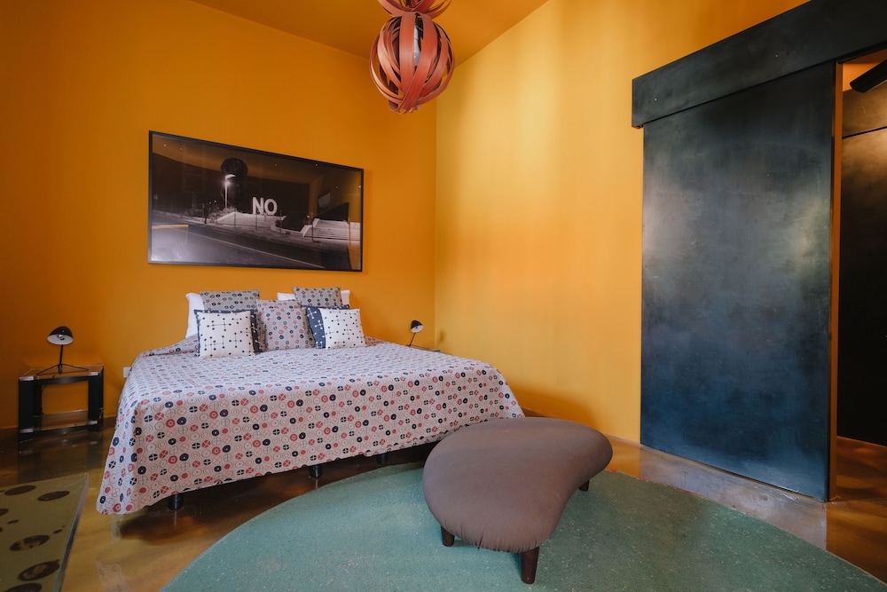 Room 2