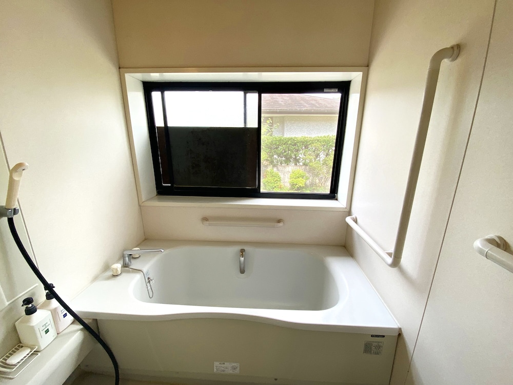 Annex Japanese Western Style Room with Bathroom photo 2