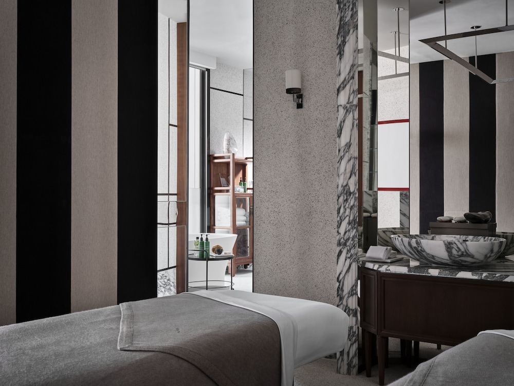 Room (Asaya Lodge)
